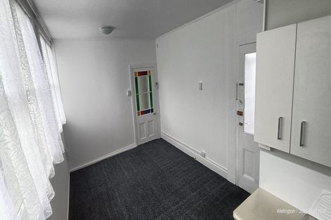 Photo of property in 1/50 Clyde Street, Island Bay, Wellington, 6023
