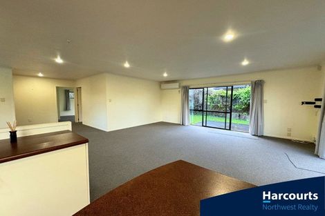 Photo of property in 54 Ian Sage Avenue, Long Bay, Auckland, 0630