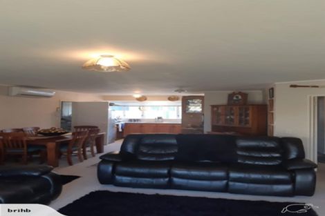 Photo of property in 2/432 Gloucester Street, Taradale, Napier, 4112