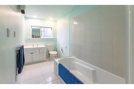 Photo of property in 47 Selwyn Street, Somerfield, Christchurch, 8024