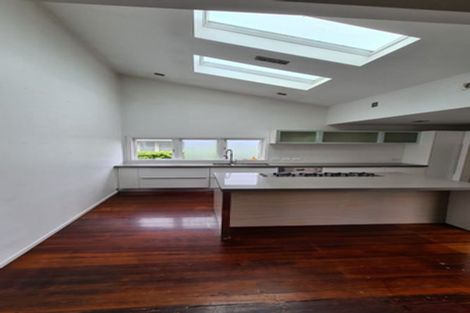 Photo of property in 17 Pakuranga Road, Pakuranga, Auckland, 2010