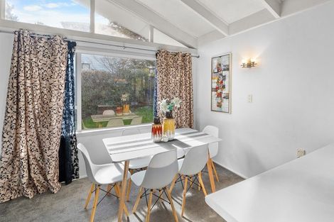 Photo of property in 32b Lyttelton Avenue, Forrest Hill, Auckland, 0620