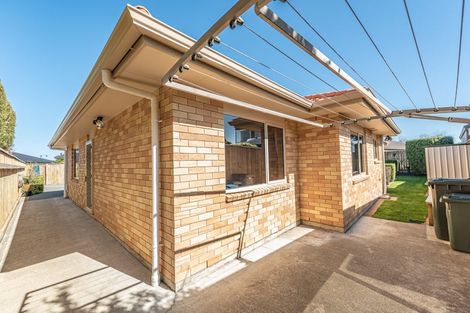 Photo of property in 16 Gilligan Close, College Estate, Whanganui, 4500