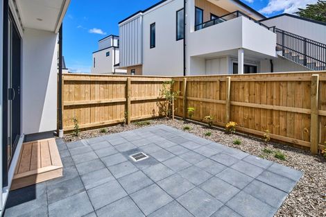 Photo of property in 17/10 Pascoe Avenue, Paremata, Porirua, 5026