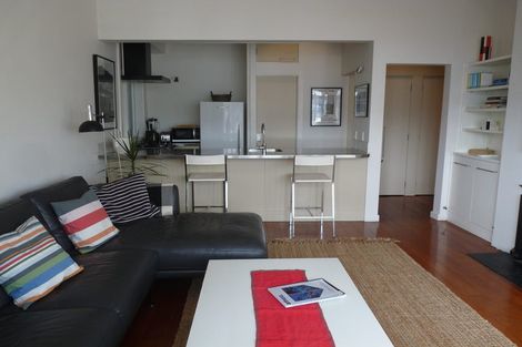 Photo of property in 68 Hawker Street, Mount Victoria, Wellington, 6011