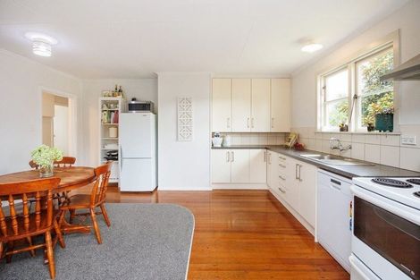 Photo of property in 920 Tremaine Avenue, Roslyn, Palmerston North, 4414