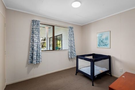 Photo of property in 4 Pohutukawa Drive, Athenree, Katikati, 3177