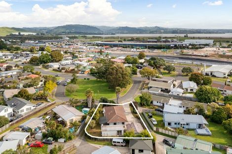 Photo of property in 86 Eversham Road, Mount Maunganui, 3116
