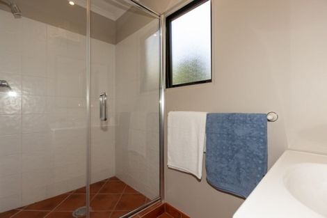 Photo of property in 28 Mckenzie Avenue, Raumati South, Paraparaumu, 5032