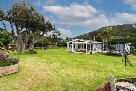 Photo of property in 240 Pipiwai Road, Ngararatunua, Whangarei, 0176