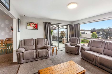 Photo of property in 12 Kitchener Street, Gore, 9710