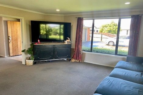 Photo of property in 1 Kingsbury Court, Rototuna North, Hamilton, 3210