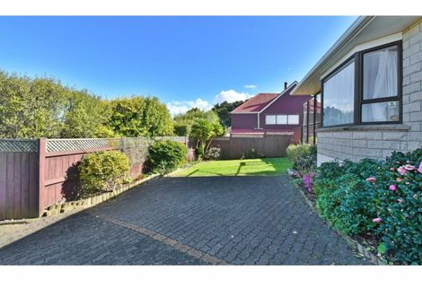 Photo of property in 1/55 Calluna Crescent, Totara Heights, Auckland, 2105