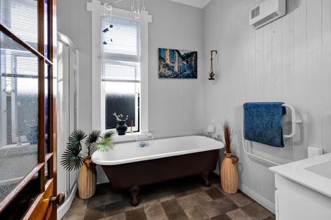 Photo of property in 13 Albion Street, Hawera, 4610