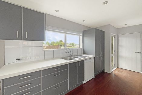 Photo of property in 3 Fuller Close, Levin, 5510