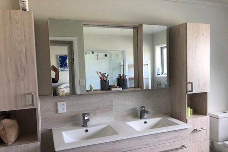 Photo of property in 644a Papamoa Beach Road, Papamoa Beach, Papamoa, 3118