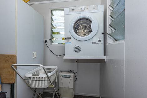 Photo of property in 2/3 Whangarei Heads Road, Onerahi, Whangarei, 0110