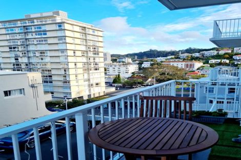 Photo of property in Elms Court Flats, 5/367 The Terrace, Te Aro, Wellington, 6011