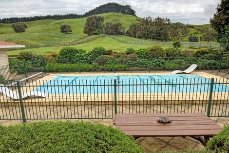 Photo of property in 200 Fraser Smith Road, Awakino, Mokau, 4376