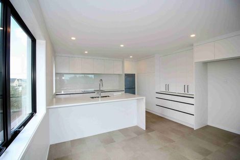 Photo of property in 122a Bucklands Beach Road, Bucklands Beach, Auckland, 2012