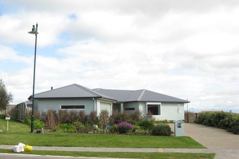 Photo of property in 12 Fairview Place, Havelock North, 4130