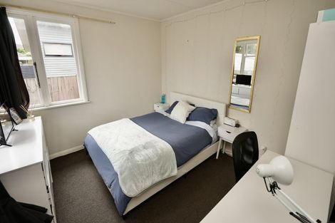 Photo of property in 9 Manawatu Street, Hokowhitu, Palmerston North, 4410