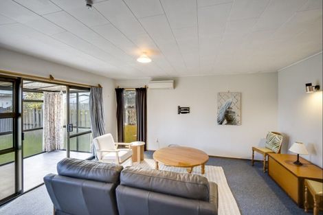 Photo of property in 810 Queen Street West, Saint Leonards, Hastings, 4120