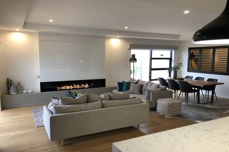 Photo of property in 5 Hillpark Drive, Pokeno, 2402