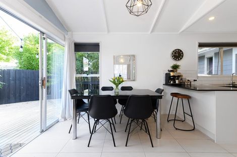 Photo of property in 17 Morriggia Place, Bayview, Auckland, 0629