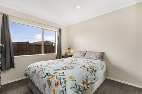 Photo of property in 72 Magic Way, Randwick Park, Auckland, 2105