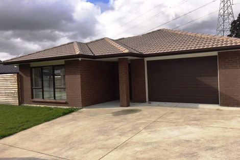 Photo of property in 35 Crabb Fields Lane, Riverhead, 0820