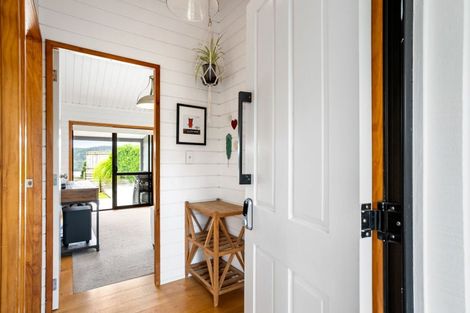 Photo of property in 130 Tirohanga Drive, Whangamata, 3620