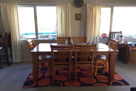 Photo of property in 38 Espalier Drive, Henderson, Auckland, 0612