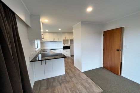 Photo of property in 1/41 Pigeon Mountain Road, Half Moon Bay, Auckland, 2012