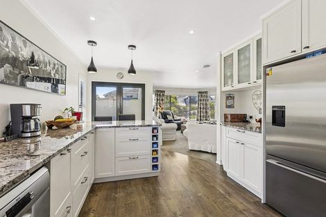 Photo of property in 6 Voyager Way, Whitby, Porirua, 5024