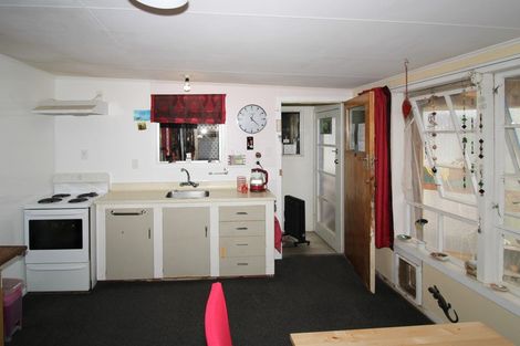 Photo of property in 200 High Street South, Carterton, 5713