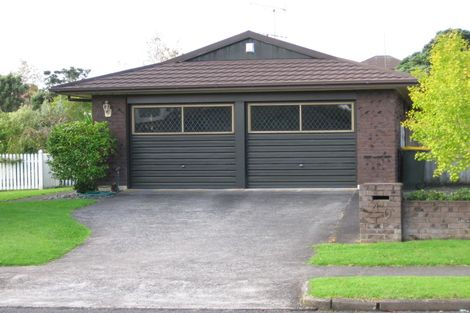 Photo of property in 40 Sunderlands Road, Half Moon Bay, Auckland, 2012