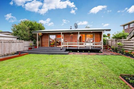 Photo of property in 1/9 Rewa Street, New Lynn, Auckland, 0600