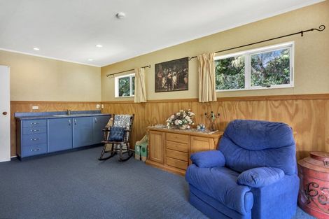 Photo of property in 55 Charles Street, Carterton, 5713