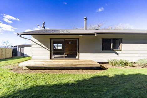 Photo of property in 17 Henry Road, Taupiri, 3791