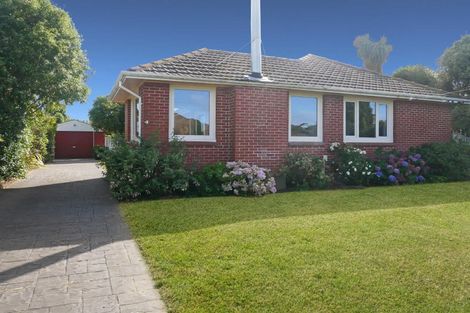 Photo of property in 48 Bevington Street, Avonhead, Christchurch, 8042