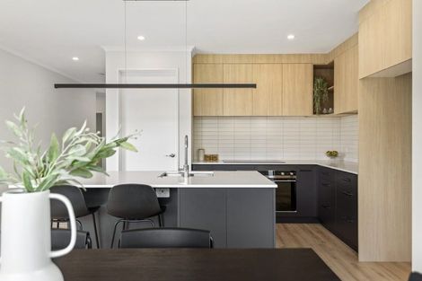 Photo of property in 32 Swanson Road, Henderson, Auckland, 0610