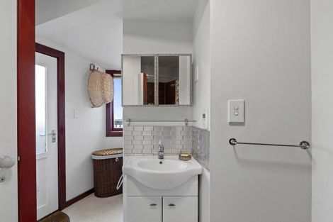 Photo of property in 3 Scarborough Road, Scarborough, Christchurch, 8081