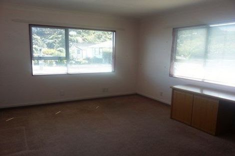 Photo of property in 116 Mana Esplanade, Paremata, Porirua, 5026