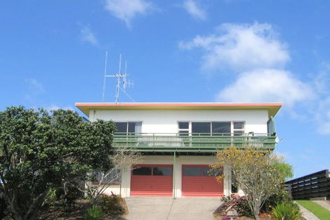 Photo of property in 986 Papamoa Beach Road, Papamoa Beach, Papamoa, 3118