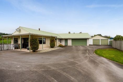 Photo of property in 32 Davis Road, Waiongana, Inglewood, 4389