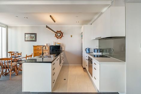 Photo of property in Bellagio Apartments, 9a/39 Taranaki Street, Te Aro, Wellington, 6011