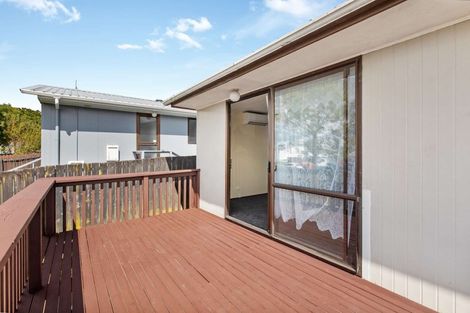 Photo of property in 1/62 Othello Drive, Clover Park, Auckland, 2023