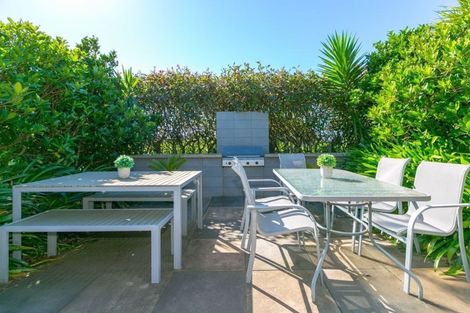 Photo of property in 318 Manutahi Road, Lepperton, New Plymouth, 4372