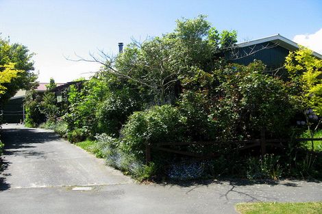 Photo of property in 4 Leeman Place, Redwood, Christchurch, 8051